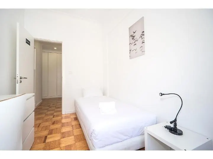 Houze_4 Bedroom Apt Near Jardim Zoologico Lisboa 0*,
